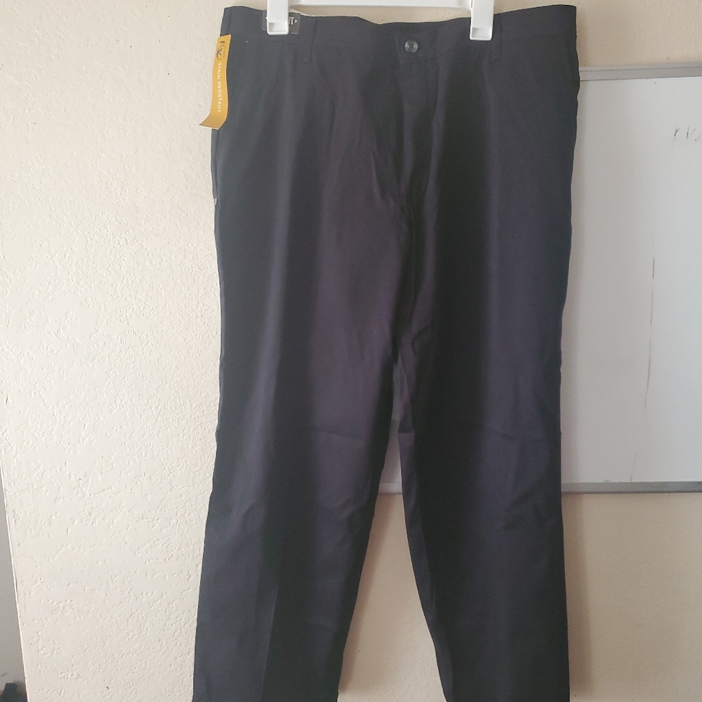 LEE Men's Total Freedom Stretch Relaxed Fit Flat b